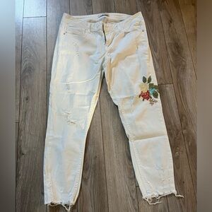 White Jeans with Floral Pattern from Dex